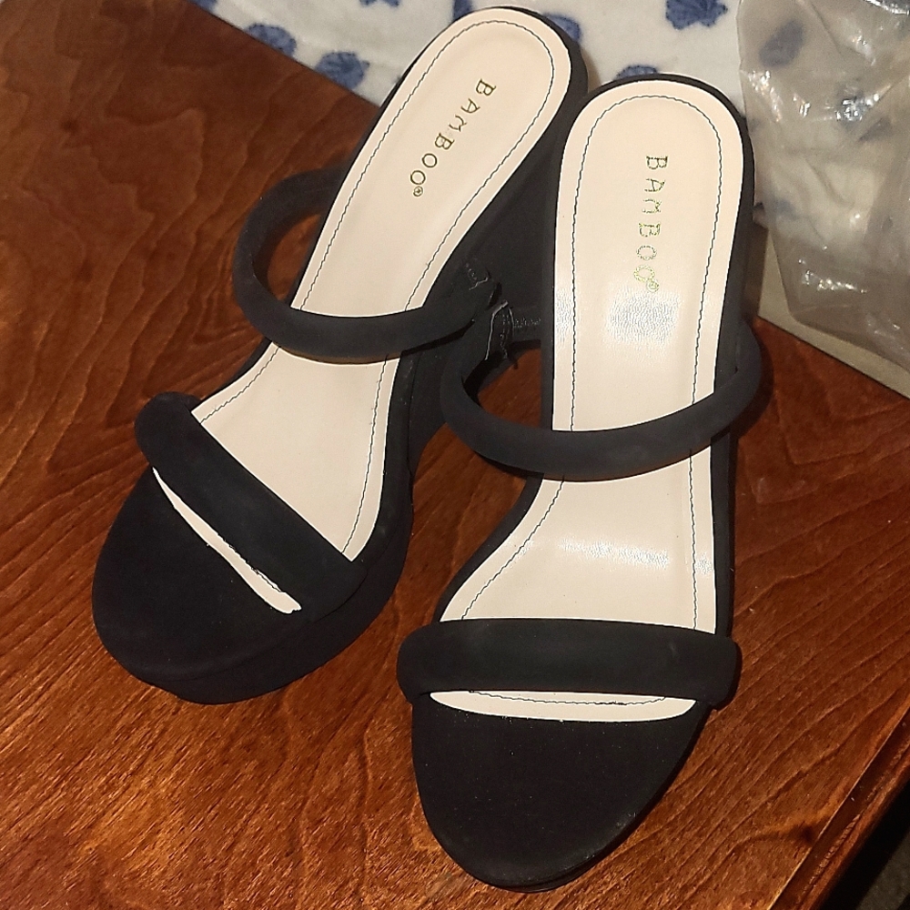 Wedge sandals